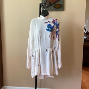 NWT FREE PEOPLE IVORY GEMMA FLORAL TUNIC